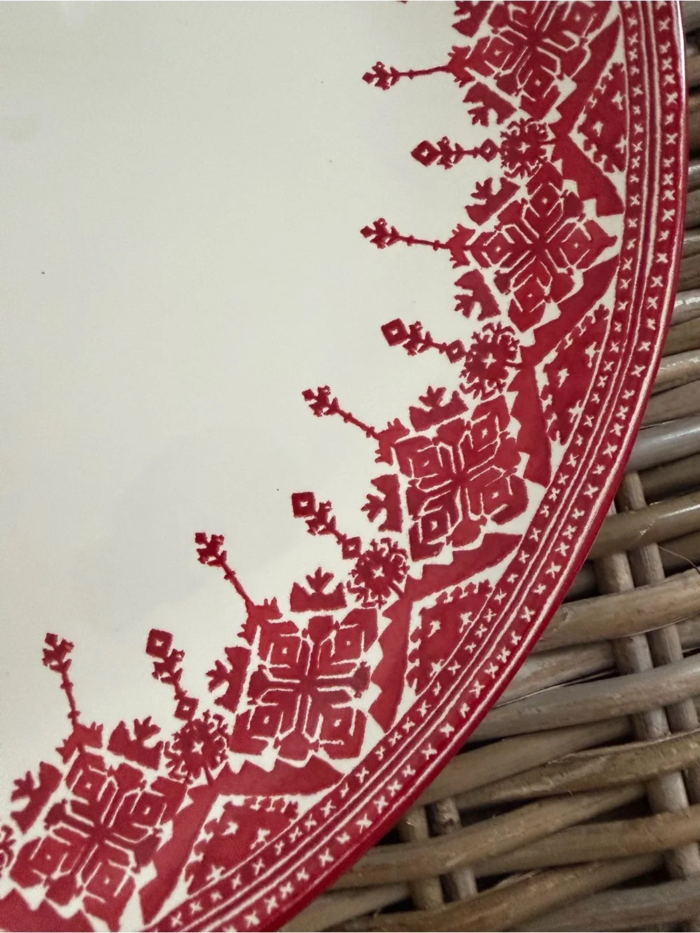 Pottery Barn Fair Isle Tahoe Red Nordic Serving Tray Dish Platter - Italy